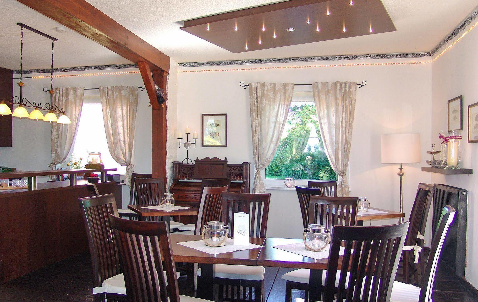 Hotel Garni Landhaus Uttum Krummhörn Dış mekan fotoğraf