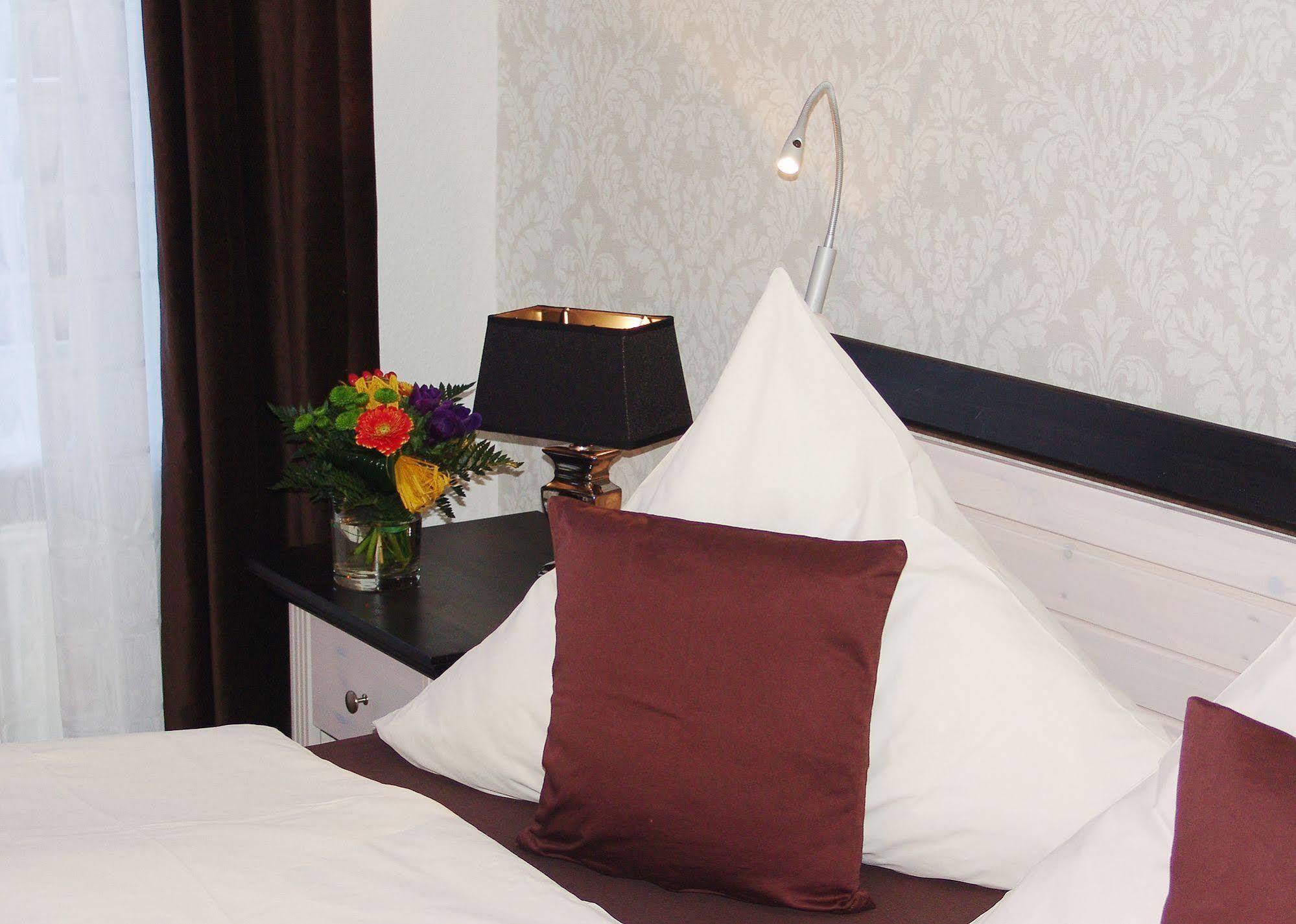 Hotel Garni Landhaus Uttum Krummhörn Dış mekan fotoğraf